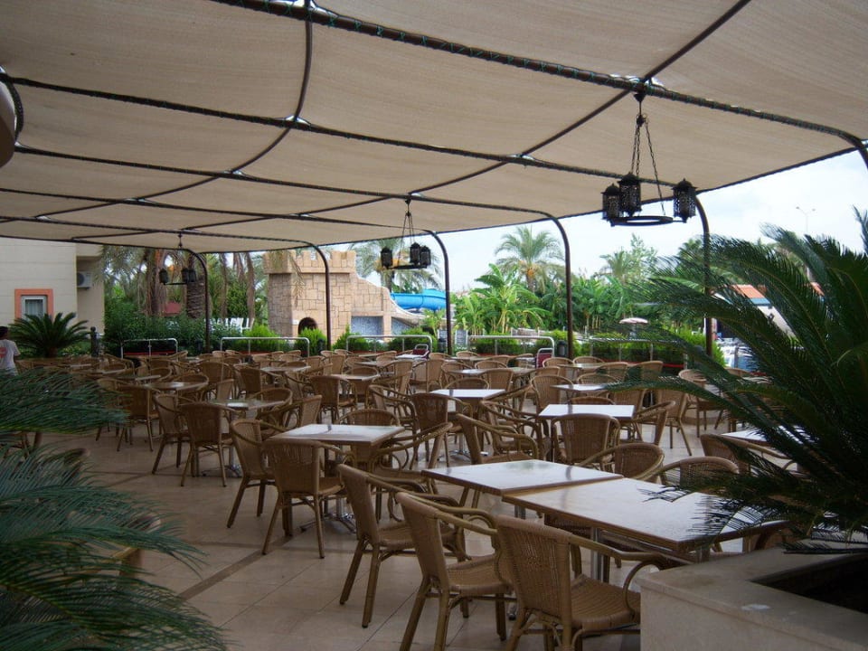 Außenbereich Restaurant FUN&SUN Smart Hane Sun Hotel