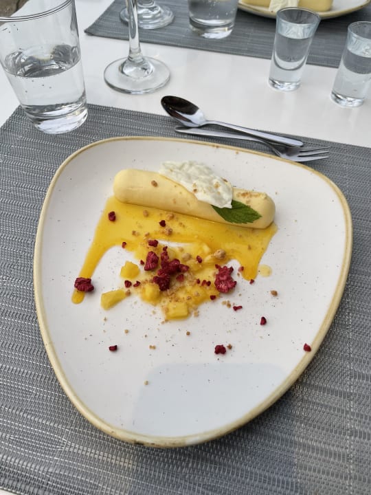 Gastro Paralos Lifestyle Beach