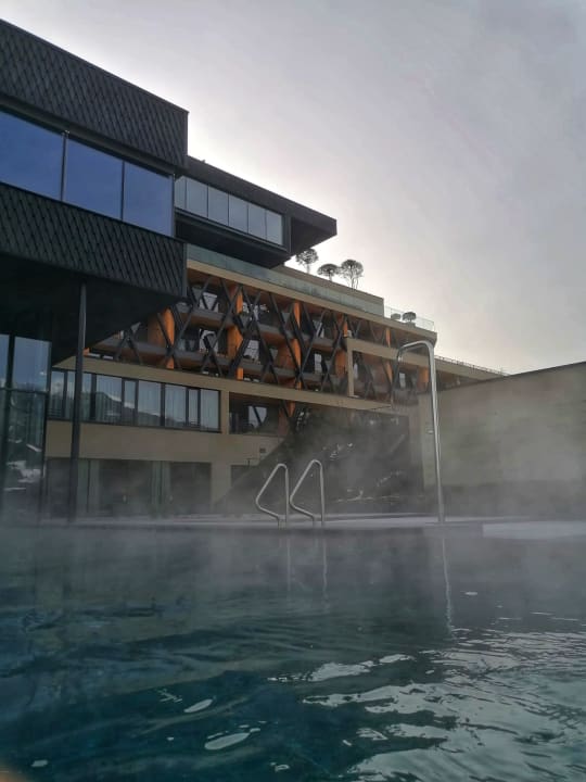 Pool Santre dolomythic home