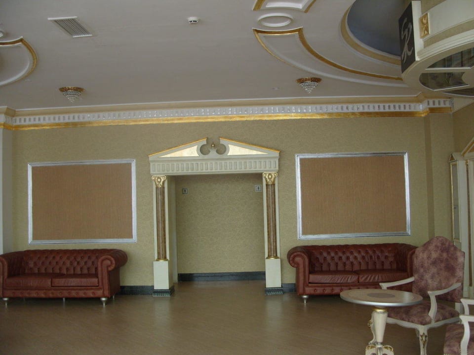 Вид Sunrise Queen Luxury Hotel