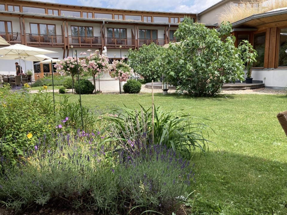 Gartenanlage Hotel & Spa Larimar