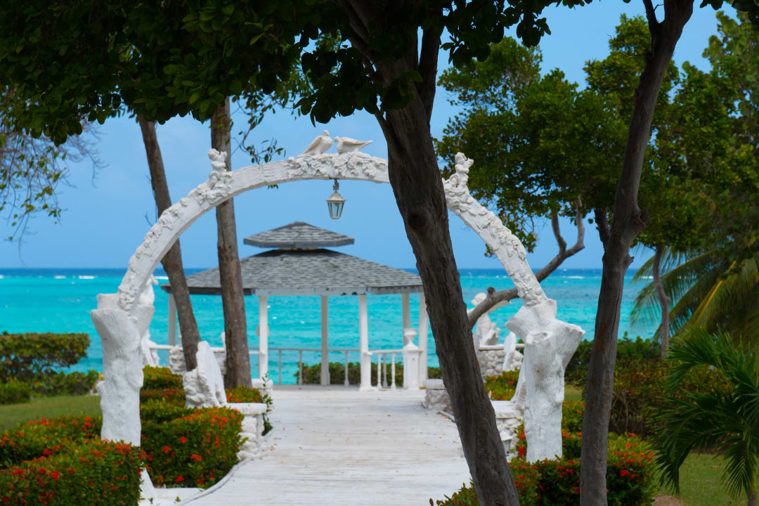 Gartenanlage Sol Rio De Luna y Mares