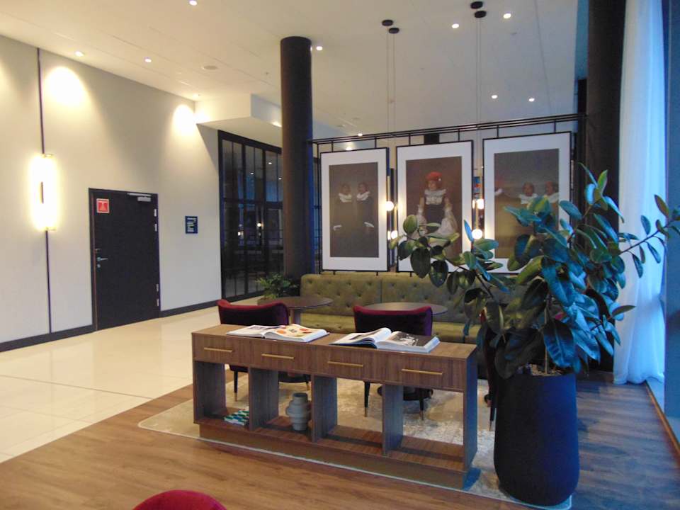 Lobby Radisson RED, Oslo Airport