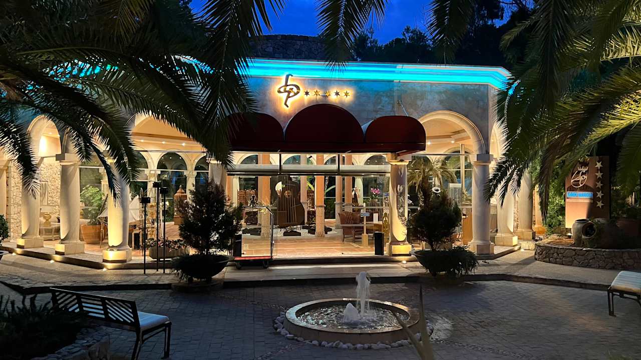 Lobby Lago Garden