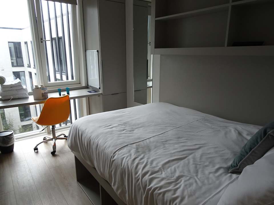 Zimmer City HideAway