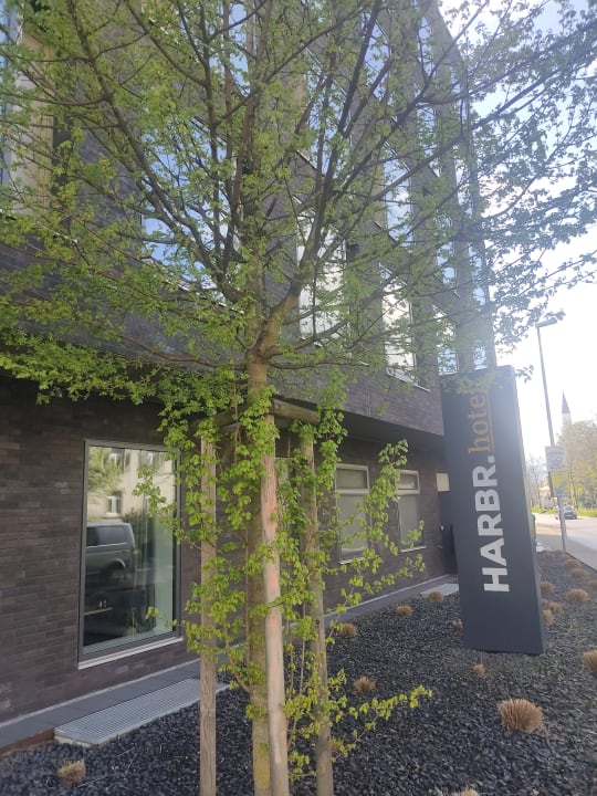 Außenansicht HARBR. hotel Konstanz