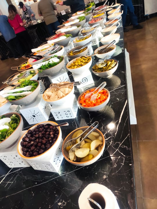 Gastro Can Garden Beach