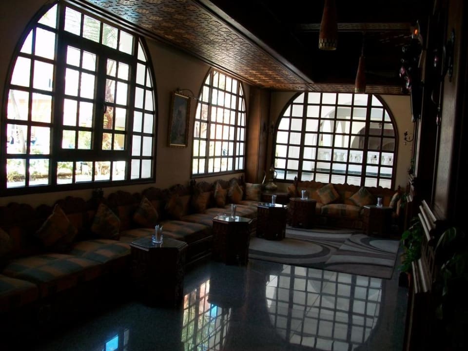 Eine der Bars Pickalbatros Alf Leila Wa Leila Resort - Neverland Hurghada