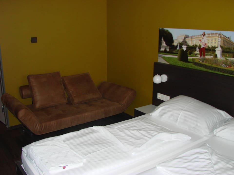 Bett & Couch MEININGER Hotel Wien Downtown Sissi