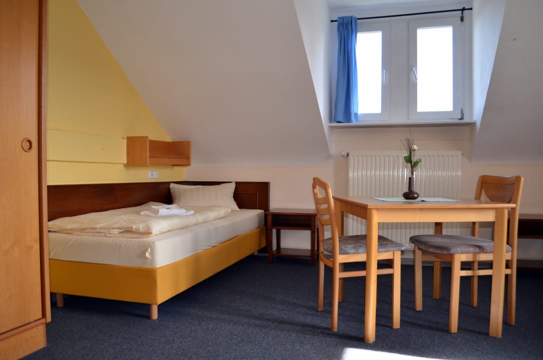 Zimmer Stiftsberg - Bildungs- & Freizeitzentrum