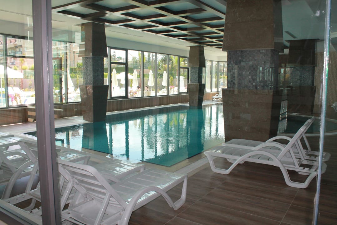 Indoorpool Luna Blanca Resort & Spa