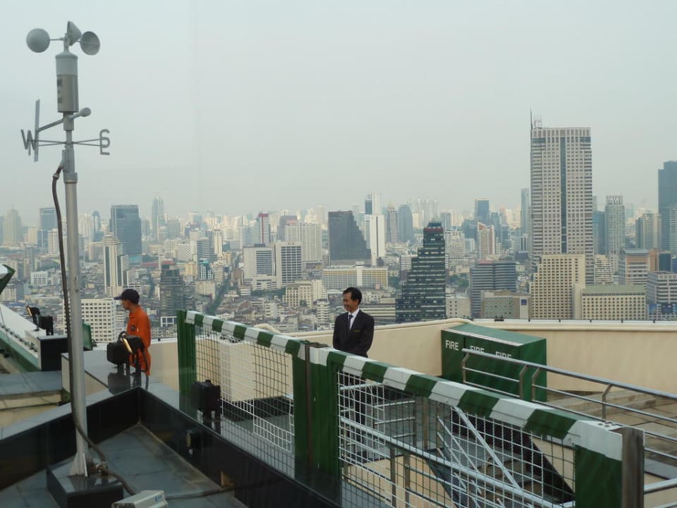 Am Dach vom Peninsula gelandet Hotel The Peninsula Bangkok