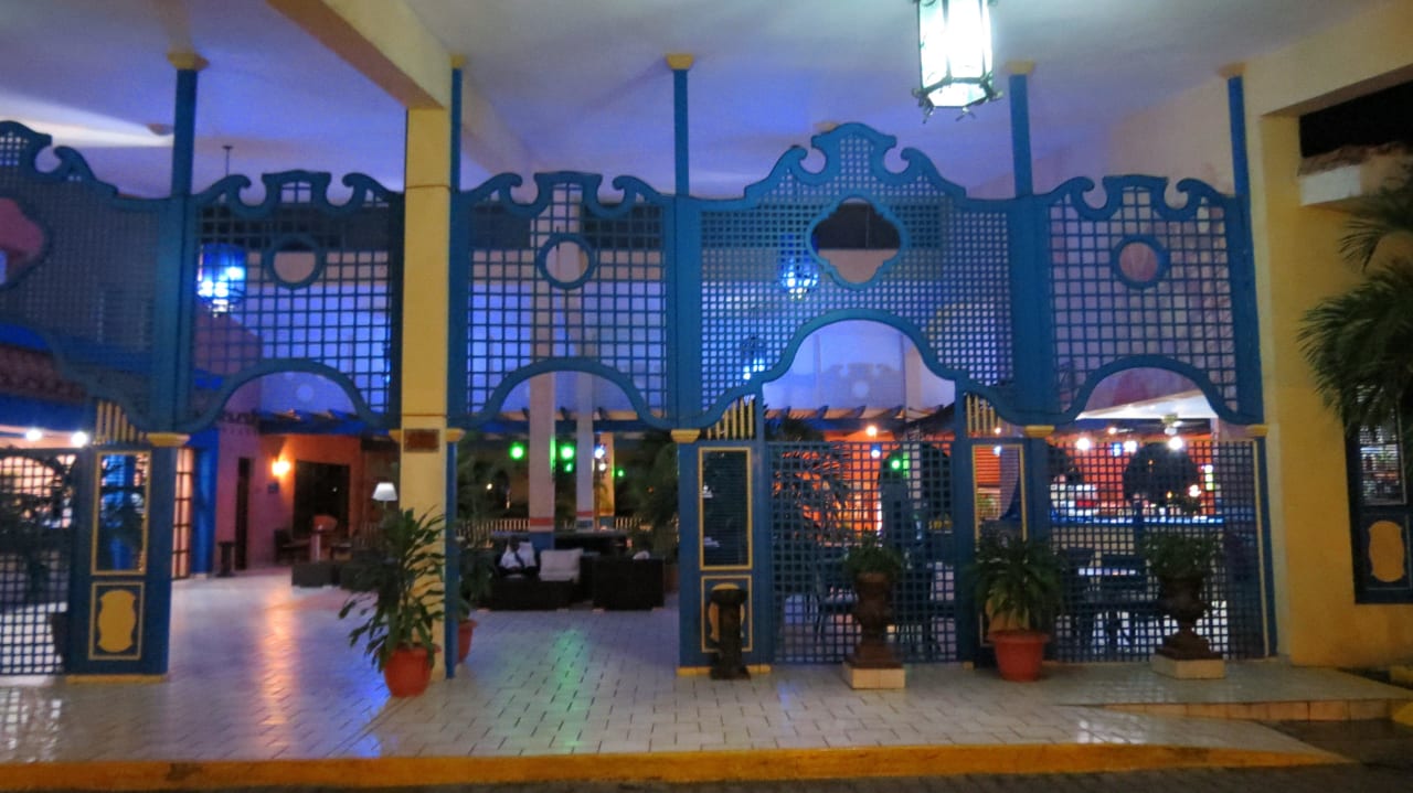 Entrance Hotel Roc Barlovento