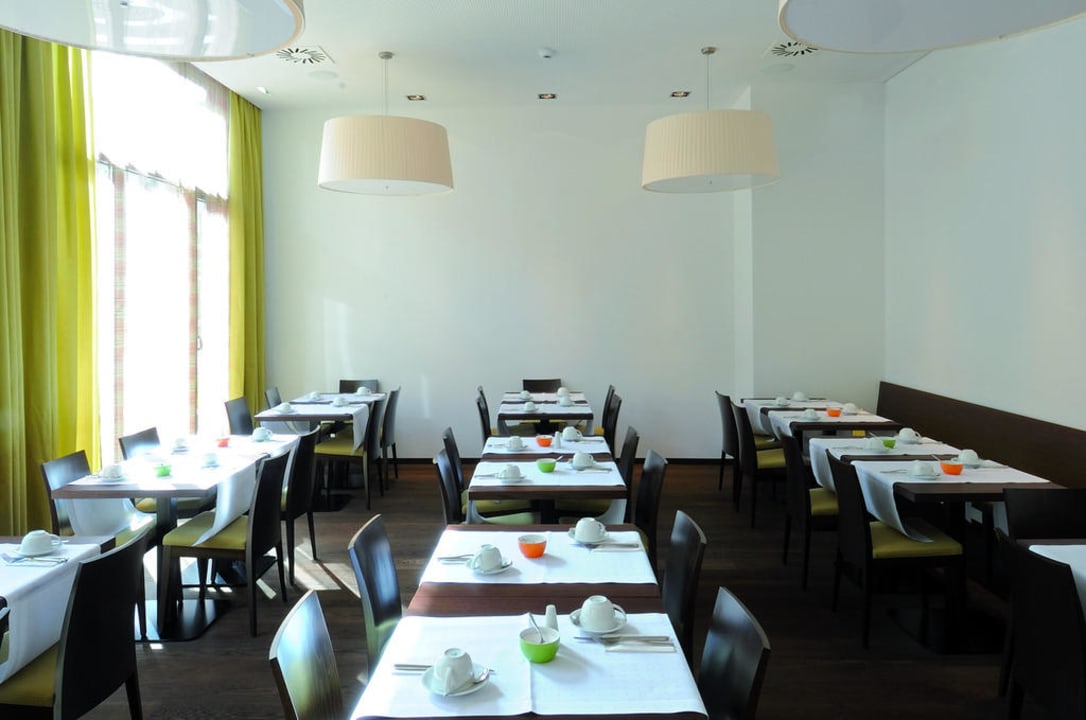 Frühstücksraum Hotel Thalmair