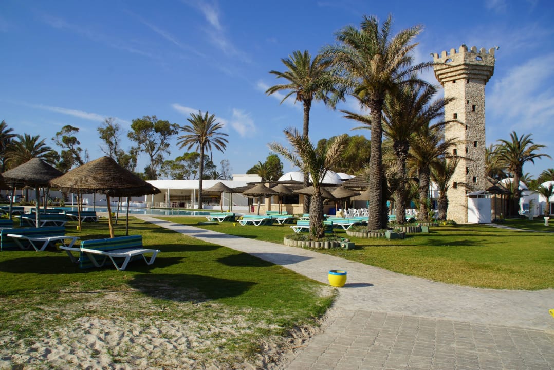 Pool + Garten Monarque Club Rivage
