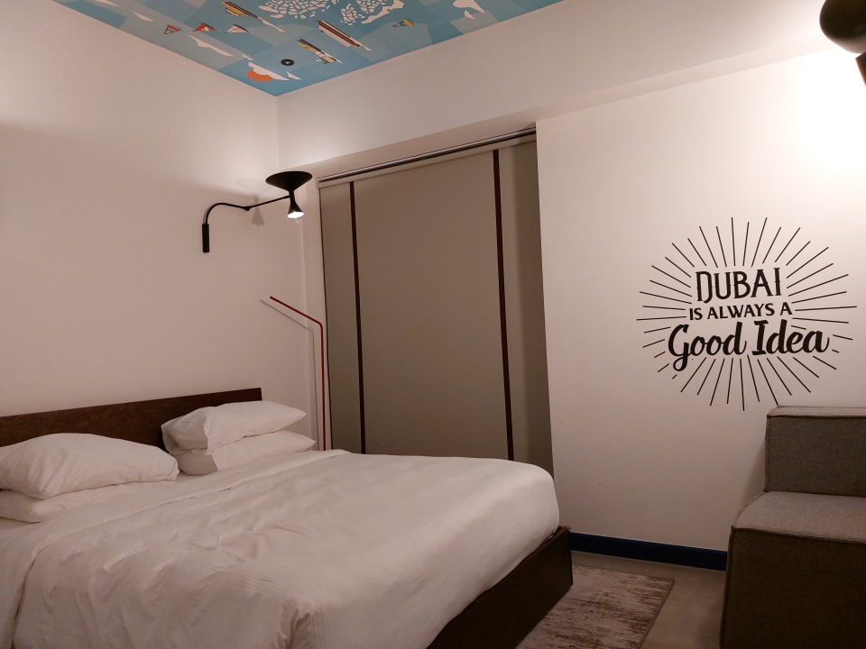 Zimmer Hampton by Hilton Dubai Al Seef