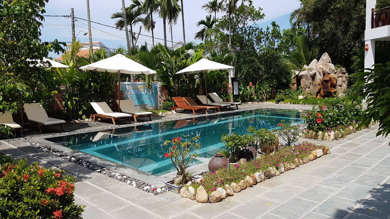 Pool Golden Rice Hotel