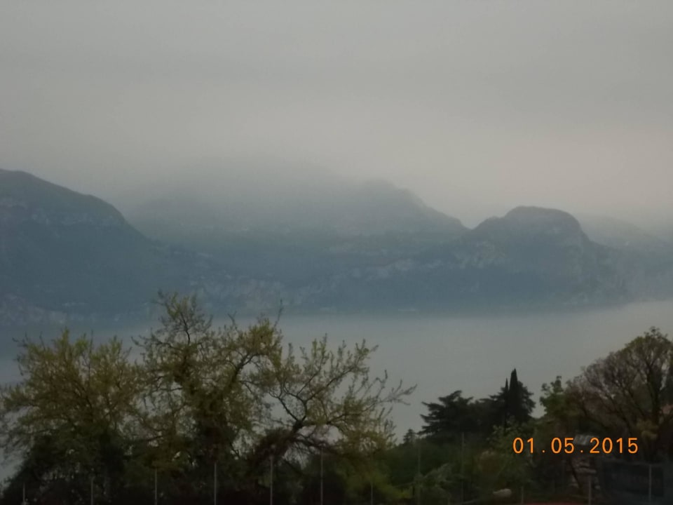 Gardasee in der Früh vom Hotel Jolanda Parc Hotel Jolanda