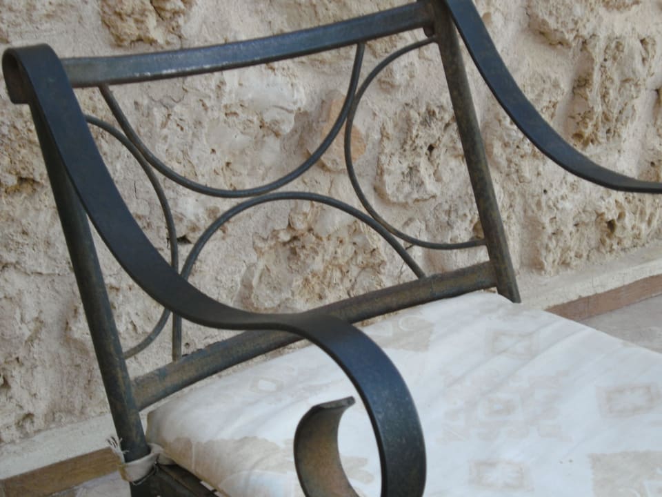 Terrassenstuhl verrostet Pickalbatros Citadel Resort