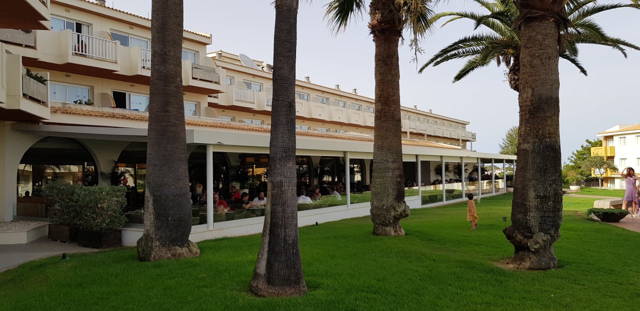 Außenansicht blau punta reina