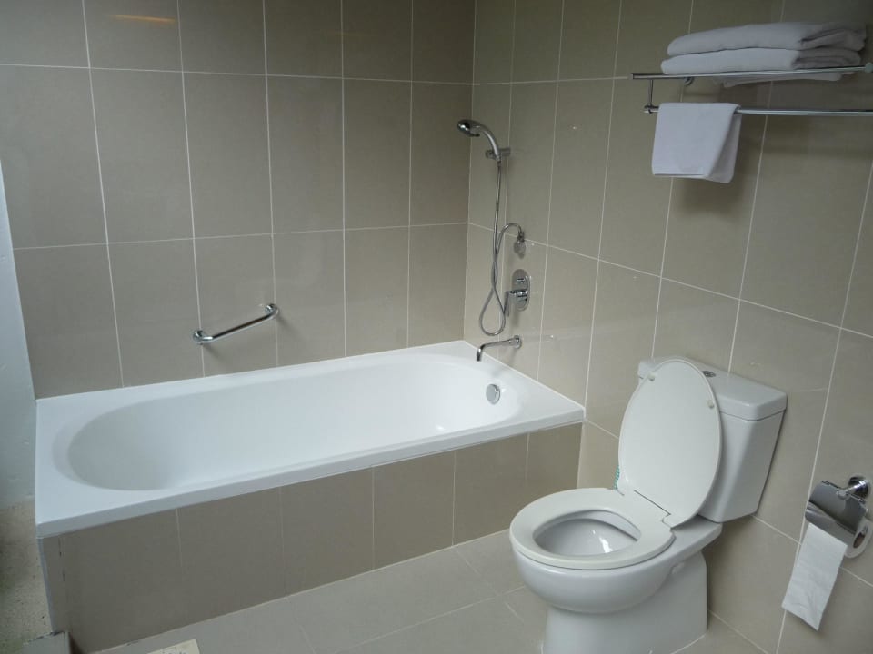 Deluxe Bad NH Collection Maldives Reethi Resort