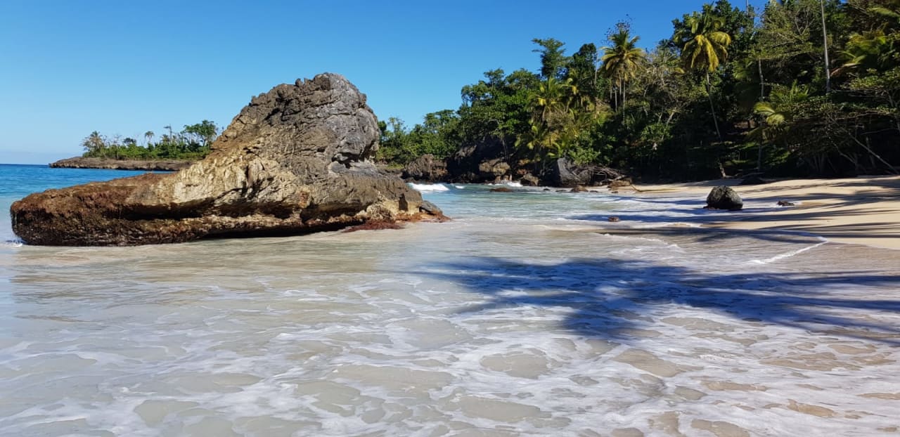Strand Wyndham Alltra Samana