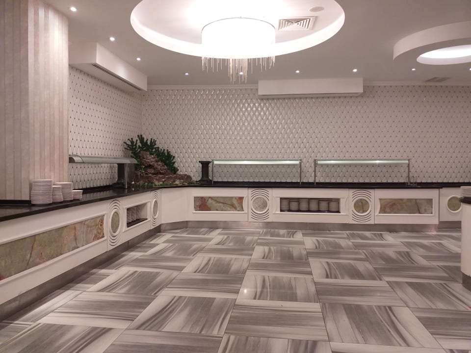 Gastro Azura Deluxe Resort & Spa Hotel