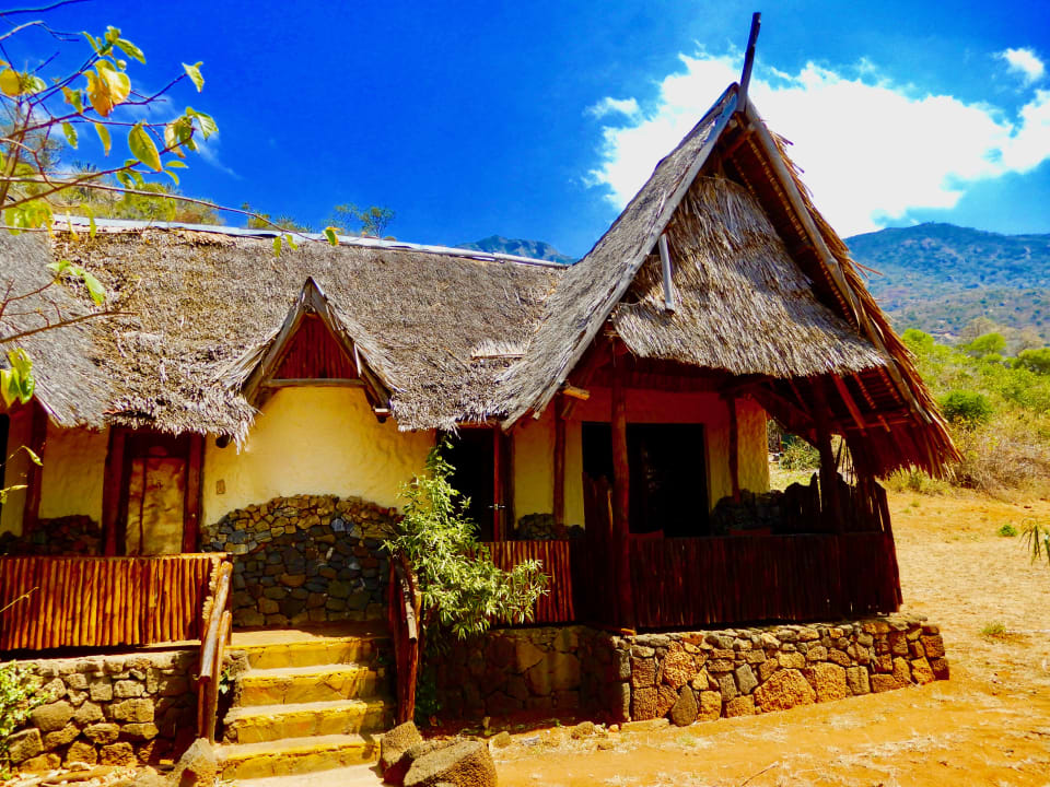 Außenansicht Rhino Valley Lodge