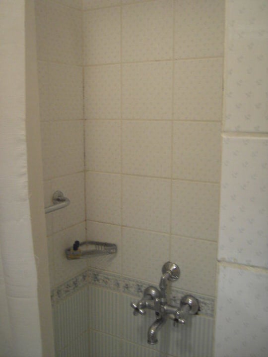 Unsere kleine Dusche Büyük Hotel