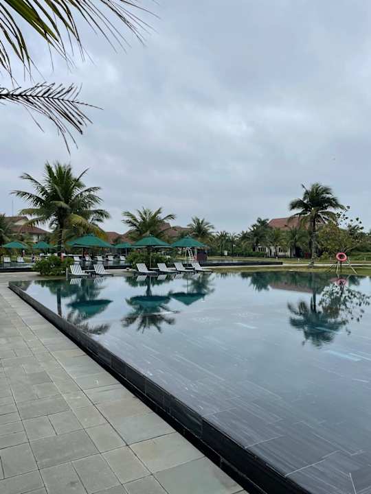 Pool ROBINSON NAM HOI AN