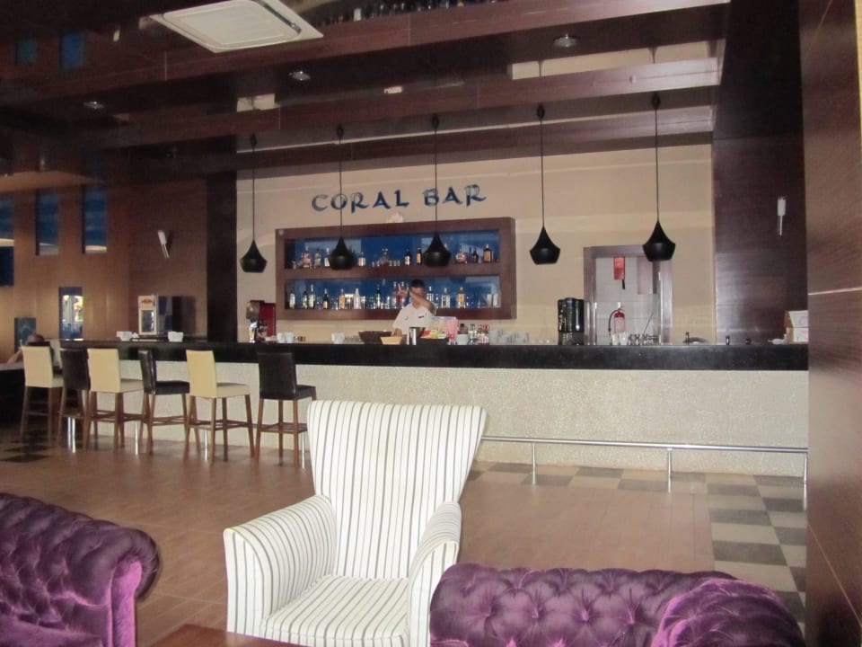 Coral Bar in der Lobby Seaden Sea World Resort & Spa