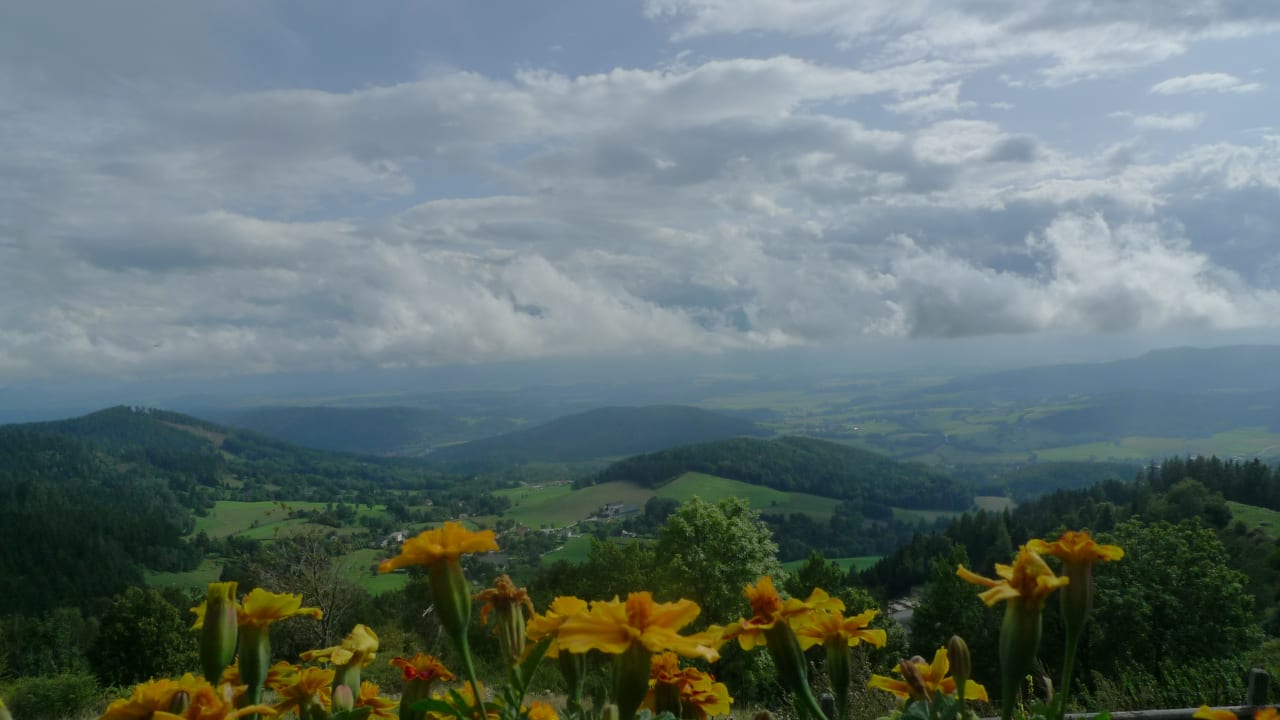 Ausblick Gipfelhaus Magdalensberg