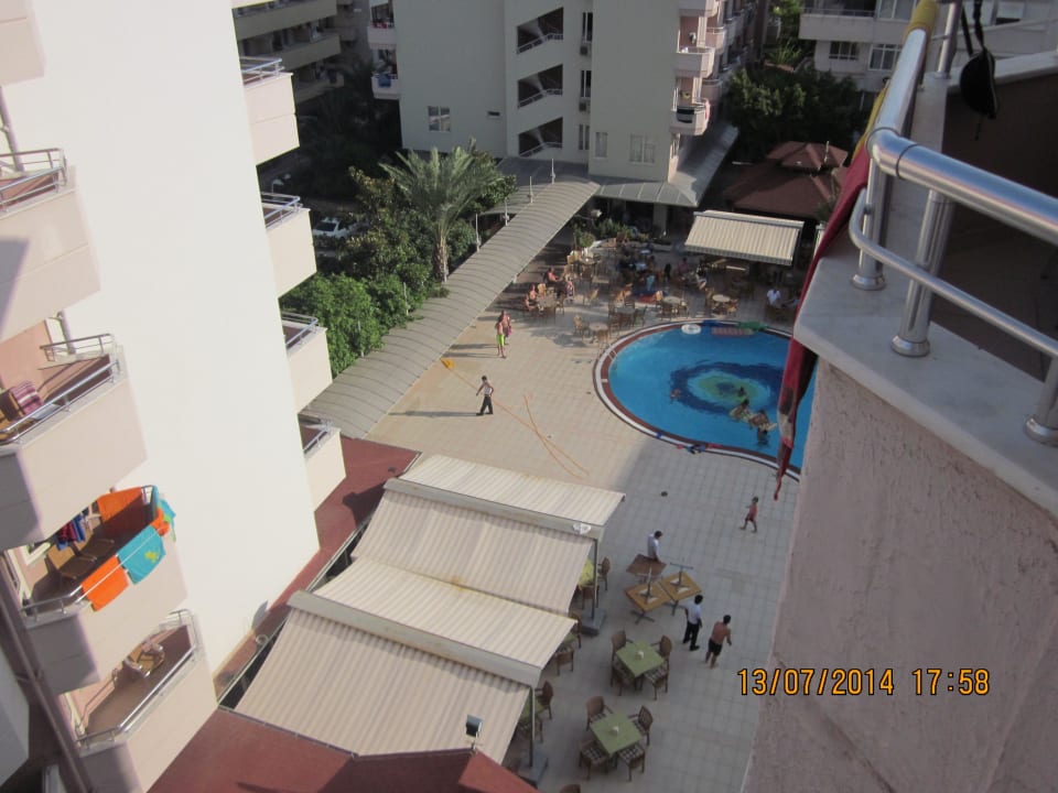 Ausblick auf den Innenhof  Hotel Kahya