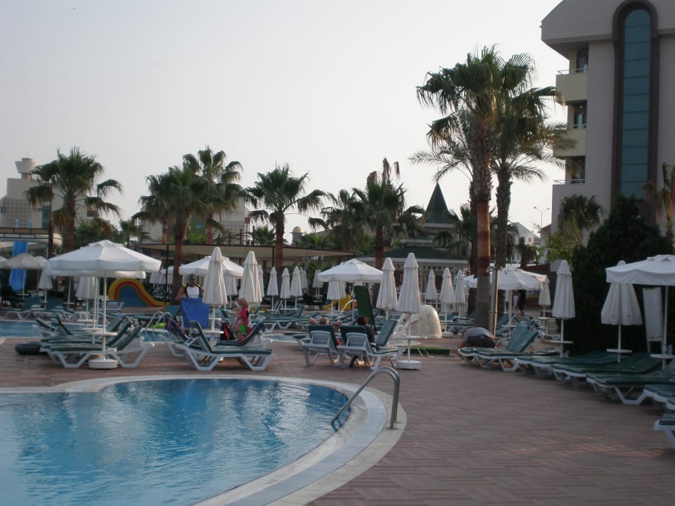 Hauptpool Hane Family Resort