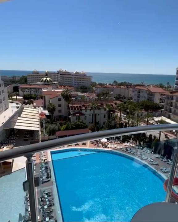 Zimmer Narcia Resort Side