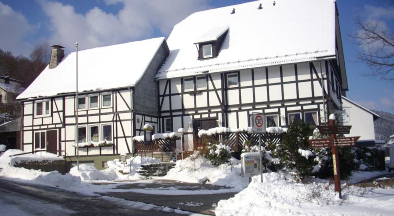 Außenansicht Gasthof Pension Plitt Schepers