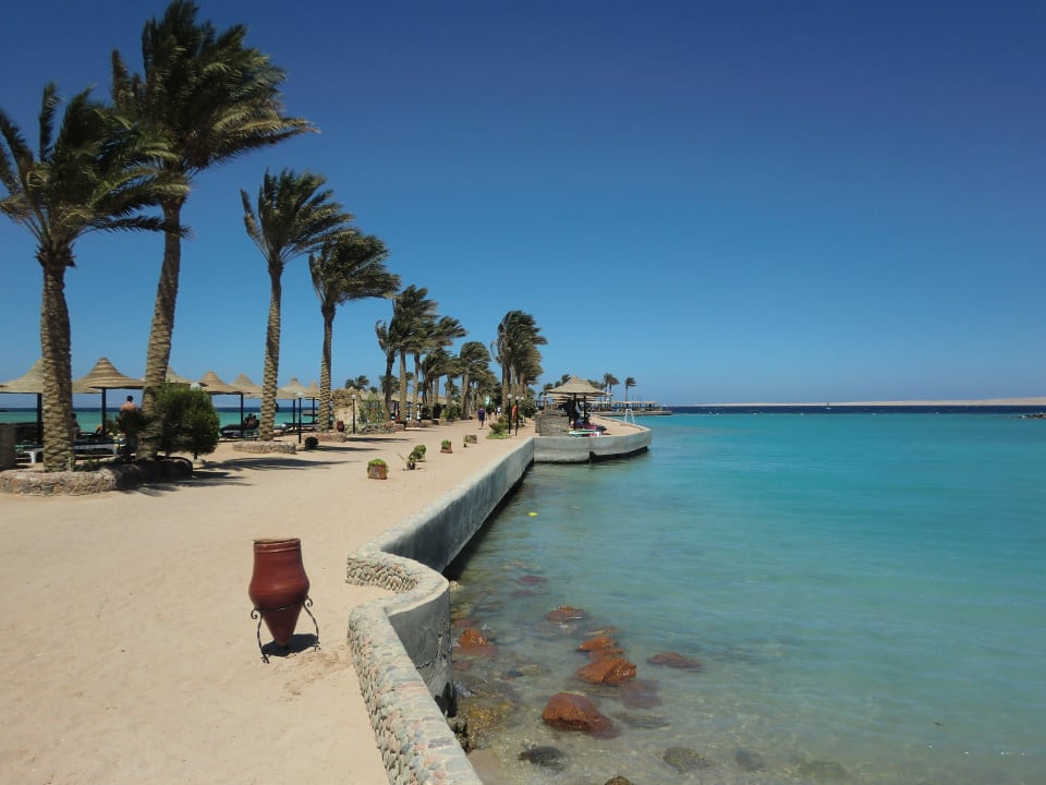 Der Weg zur Marina Arabia Azur Resort