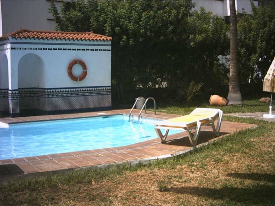 pool Hotel El Chaparral