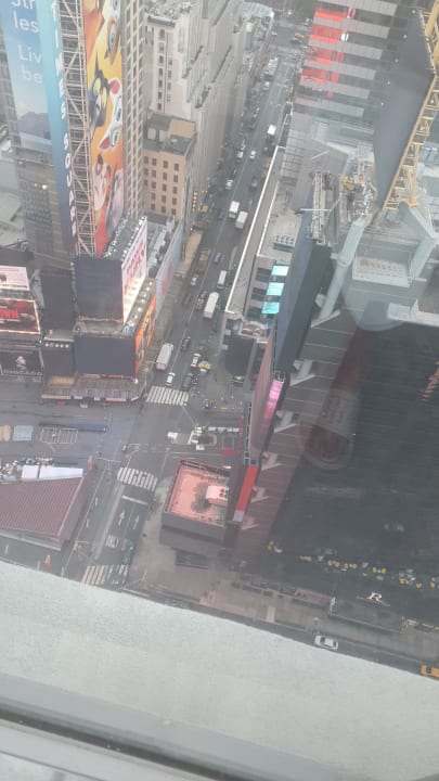 Ausblick The Times Square EDITION New York
