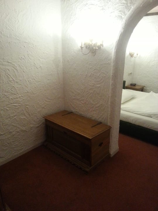Truhe CONTEL Hotel Koblenz