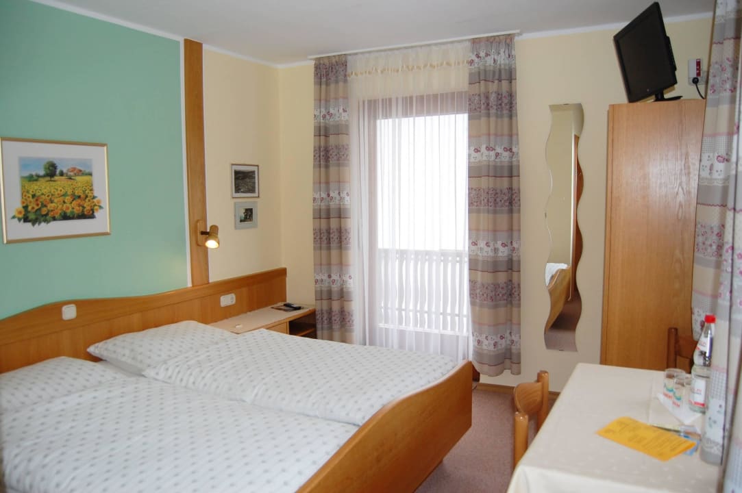 Balkonzimmer Gästehaus Fidelis