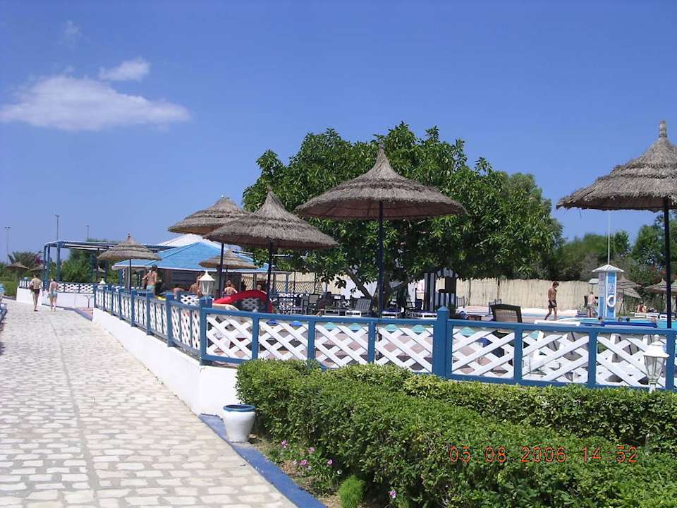 Chiraz Palmyra Holiday Resort & Spa