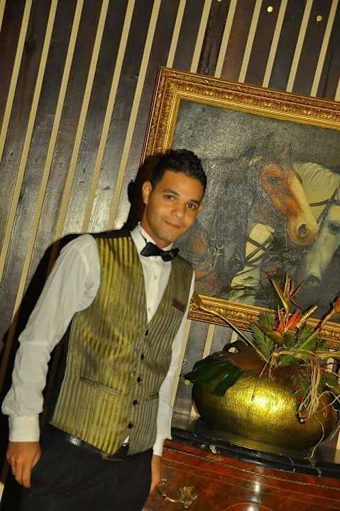 Bester Kellner  Pickalbatros Alf Leila Wa Leila Resort - Neverland Hurghada