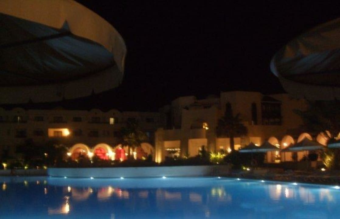 Basen Club Palm Azur