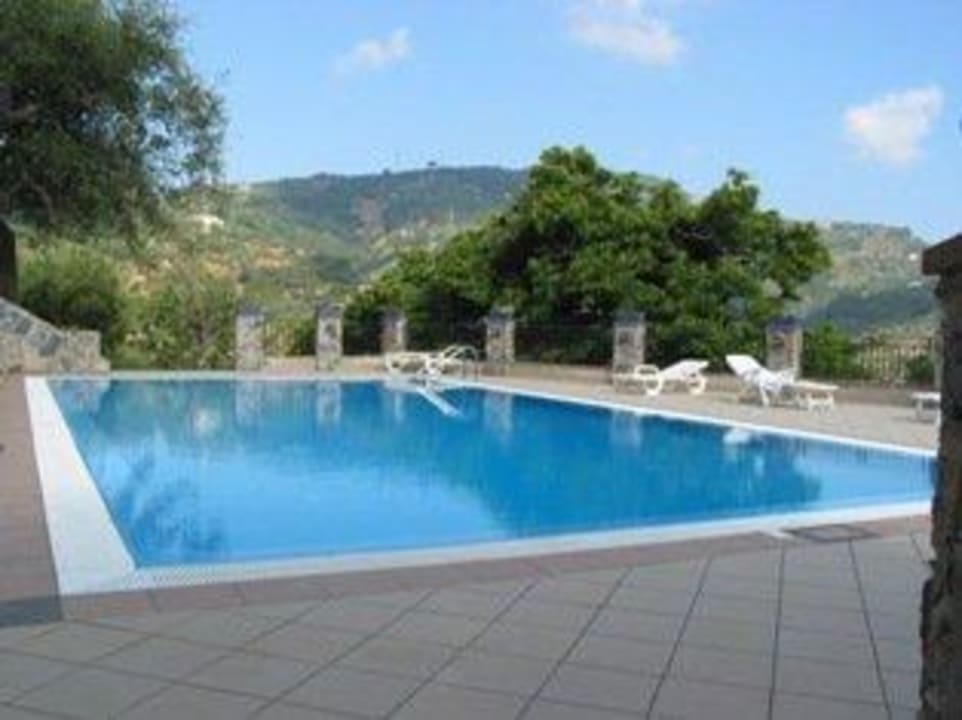 Piscina Residence Borgo San Francesco