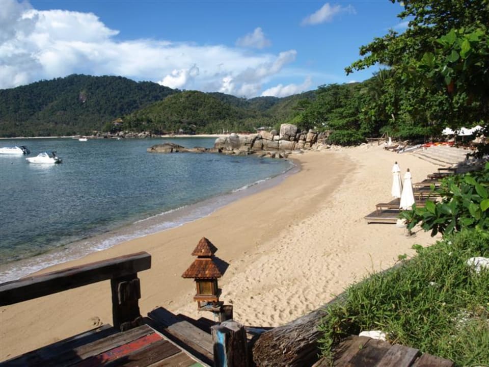 Blick von der Anlegestelle zum Strand Santhiya Koh Phangan Resort & Spa