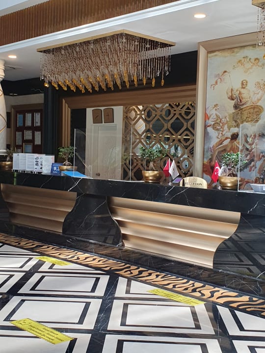 Lobby Mary Hotel Side