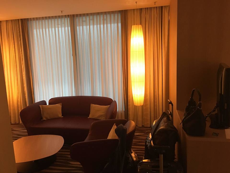 Linke Seite Hilton Frankfurt Airport