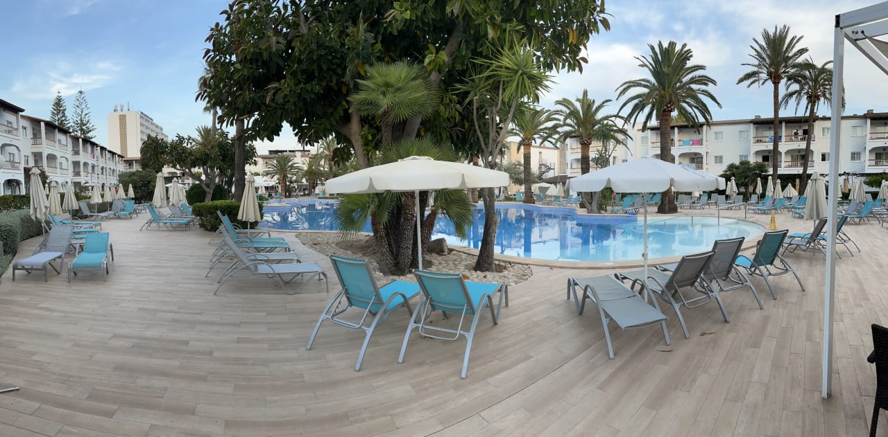 Pool Alcudia Garden Aparthotel
