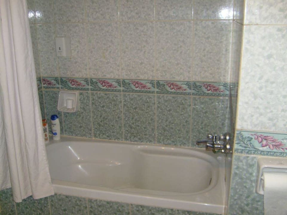Bad/Dusche Zimmer 107 Hotel Falcon Hills